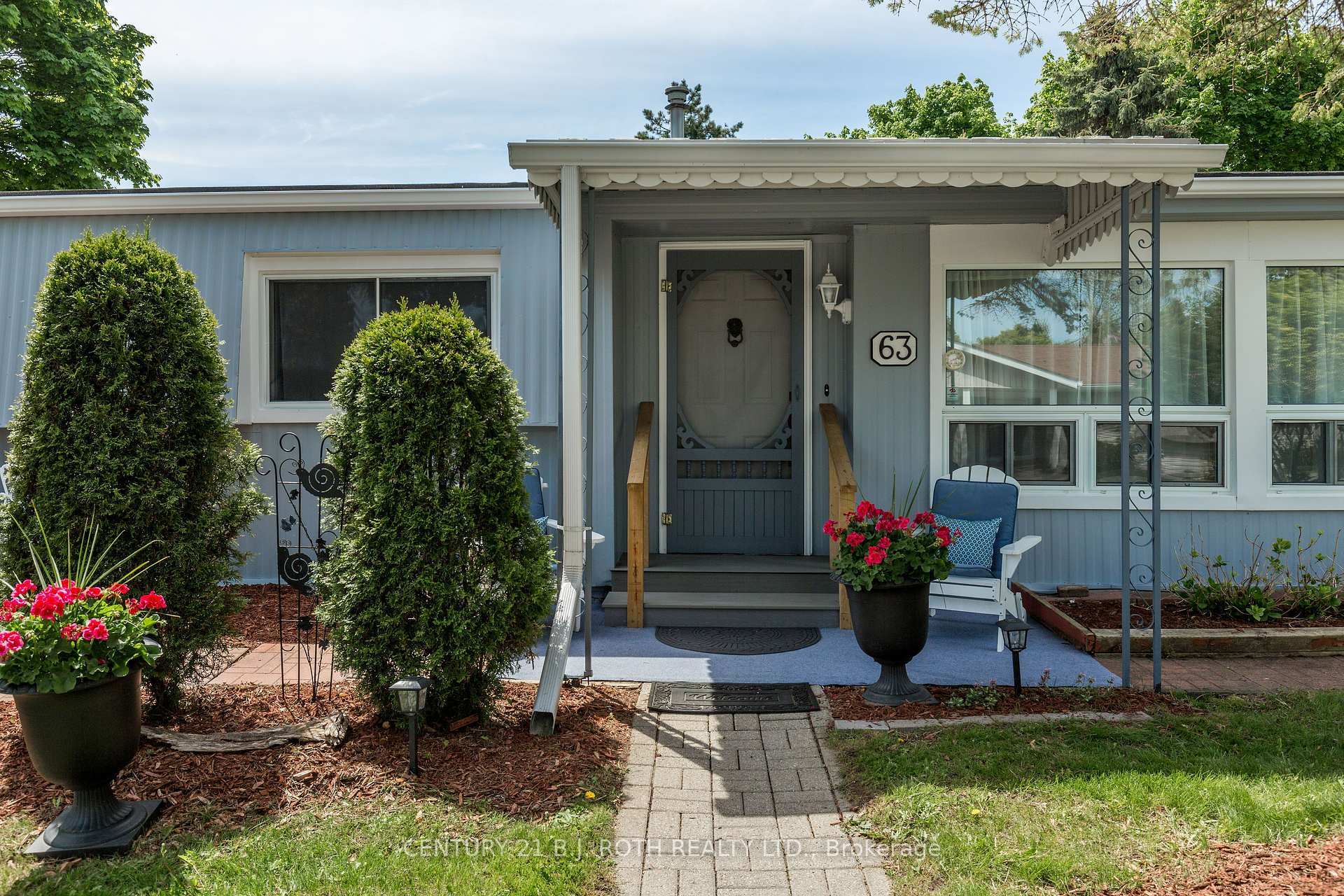 Photo de la propriété: 63 Flora Drive ON L9S 1R1