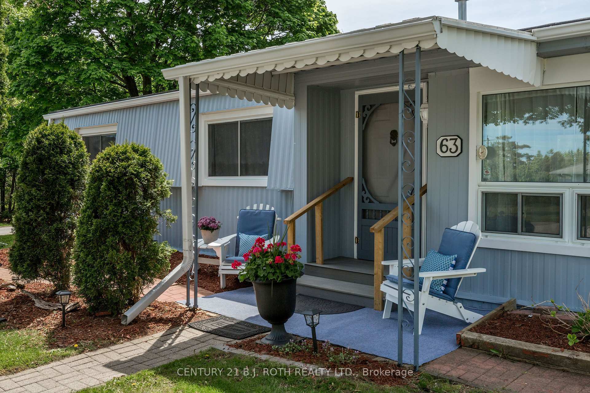 Property Photo: 63 Flora Drive ON L9S 1R1