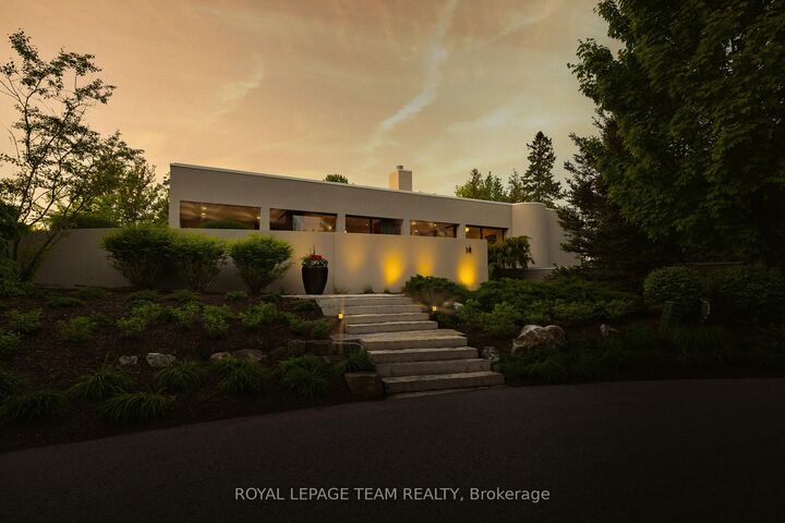 14 Kanata Rockeries Private — photo 1