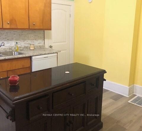 Property Photo: 171 Sydenham Street E ON N5H 1L6