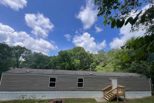 Property Photo: 8614 Honeysuckle Ln AL 35180