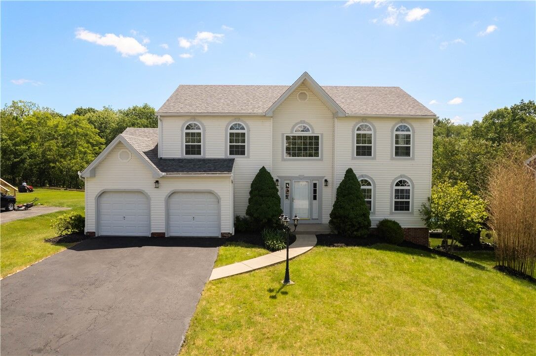 Property Photo: 821 Kingston Drive PA 15057