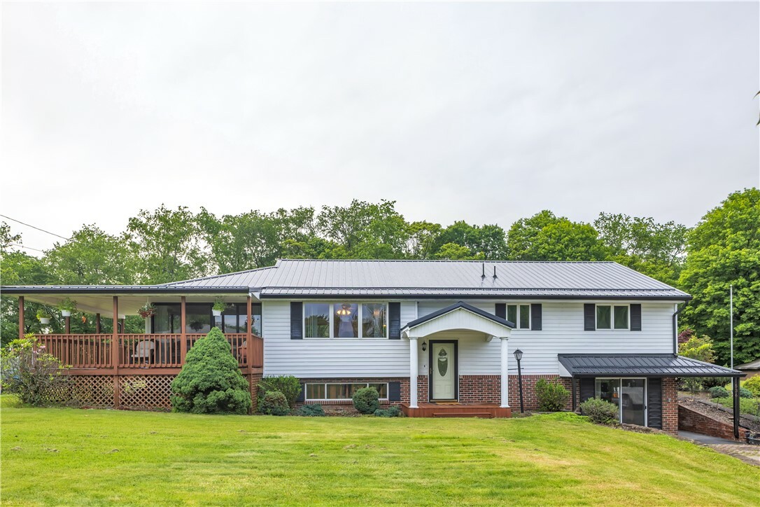 Property Photo:  536 Hopewell Rd  PA 15433 