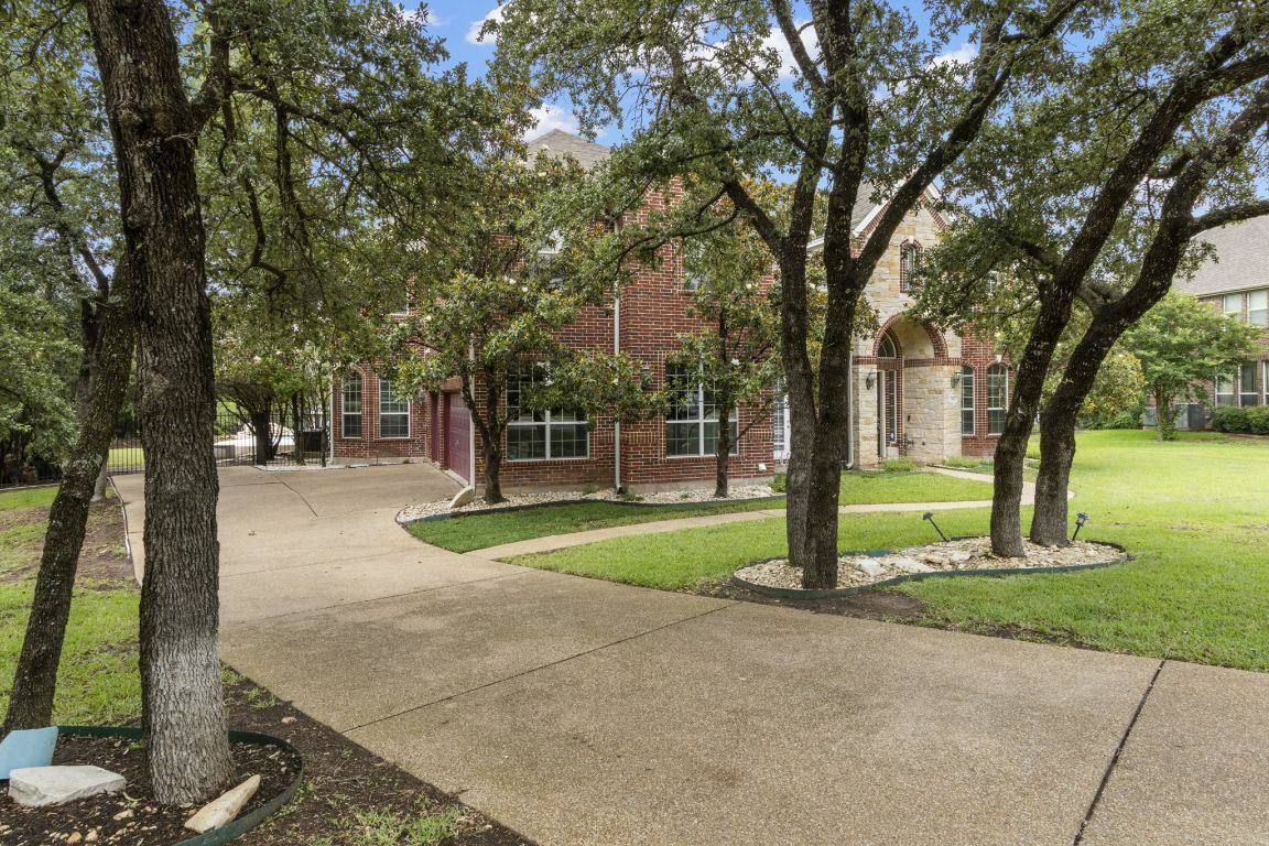 Property Photo: 15 Sarazen Loop N TX 78628