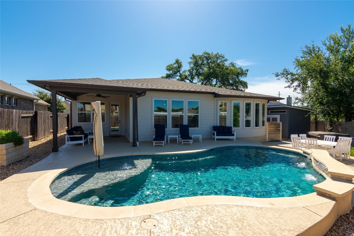 Property Photo: 121 Split Oak Drive TX 78613