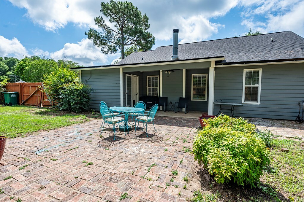 Property Photo:  120 Kelly Court  GA 31763 