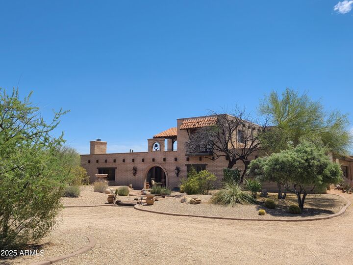 Property Photo: 5141 E Rancho Tierra Drive AZ 85331