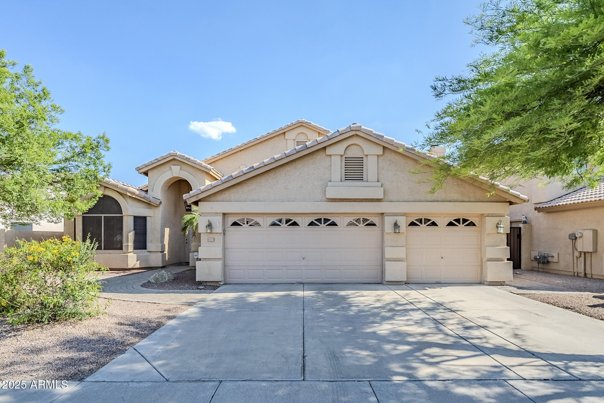 4353 W Walton Way  Chandler AZ 85226 photo