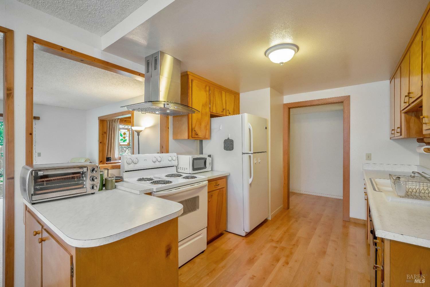 Property Photo: 4335 Princeton Way CA 95405