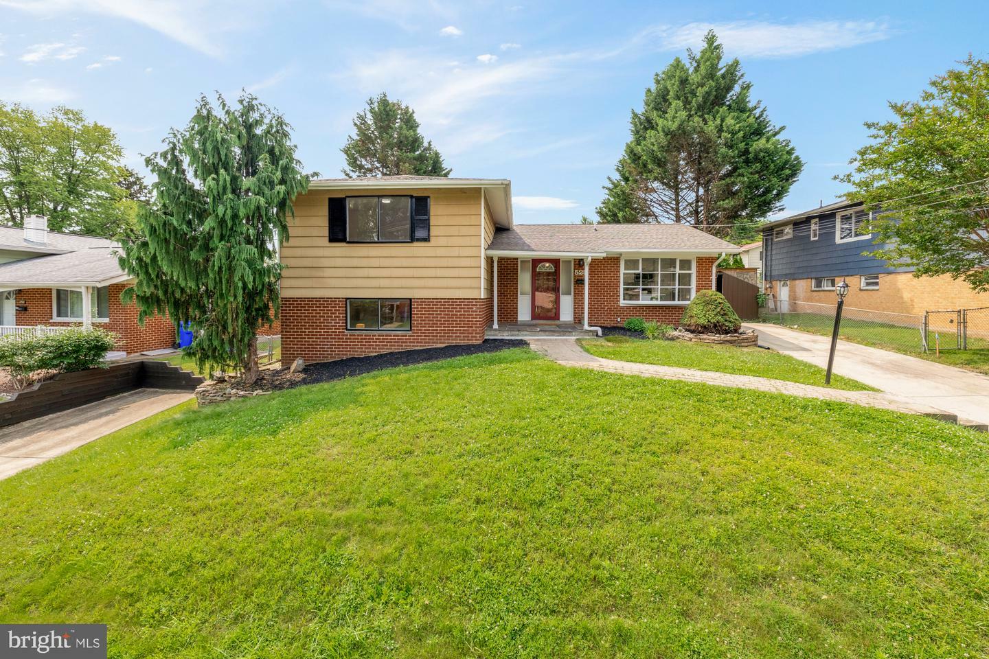 Property Photo: 525 E Indian Spring Drive MD 20901