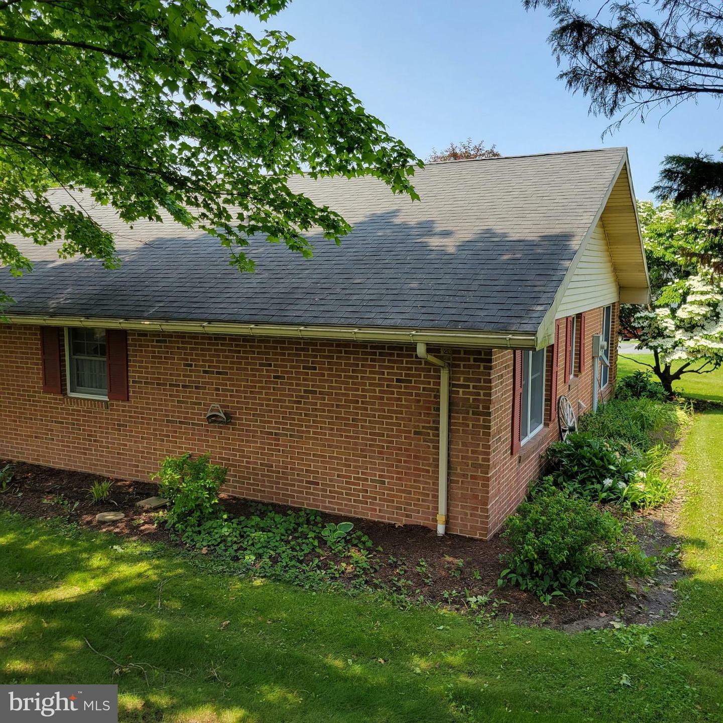 Property Photo: 11980 N Woodlea Drive PA 17268