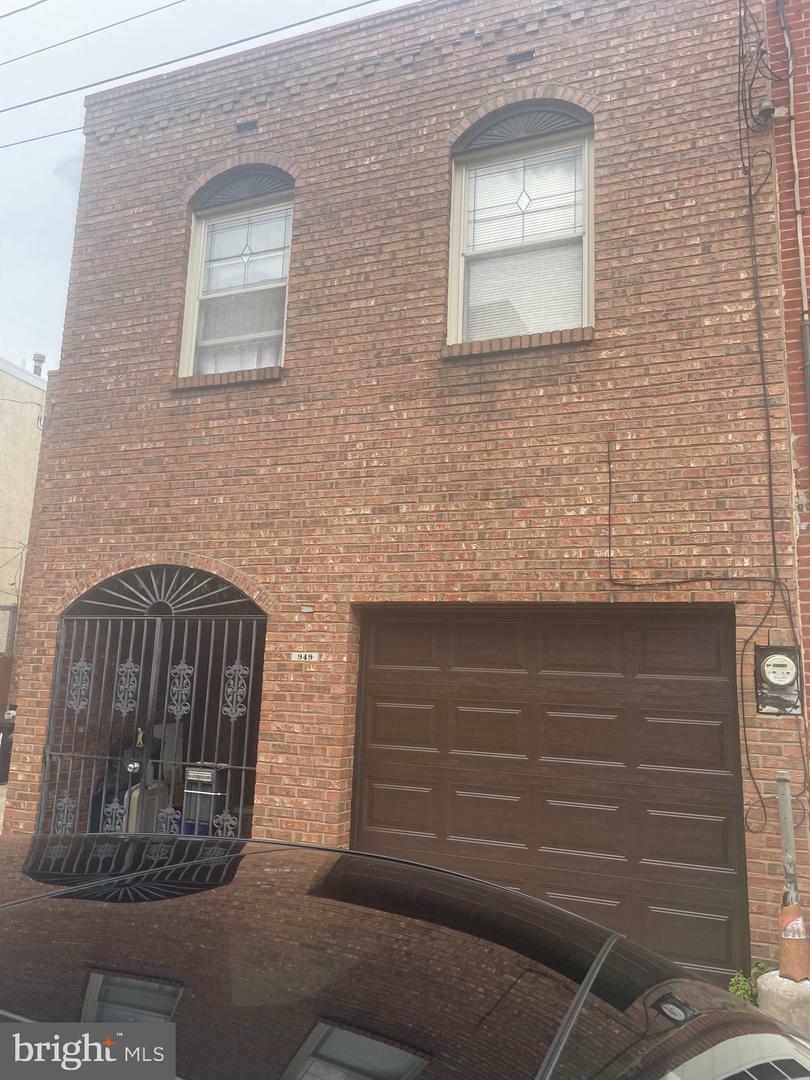 Property Photo: 949 N Orianna Street PA 19123
