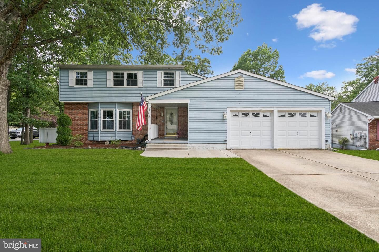 Property Photo:  20 Hydra Lane  NJ 08080 