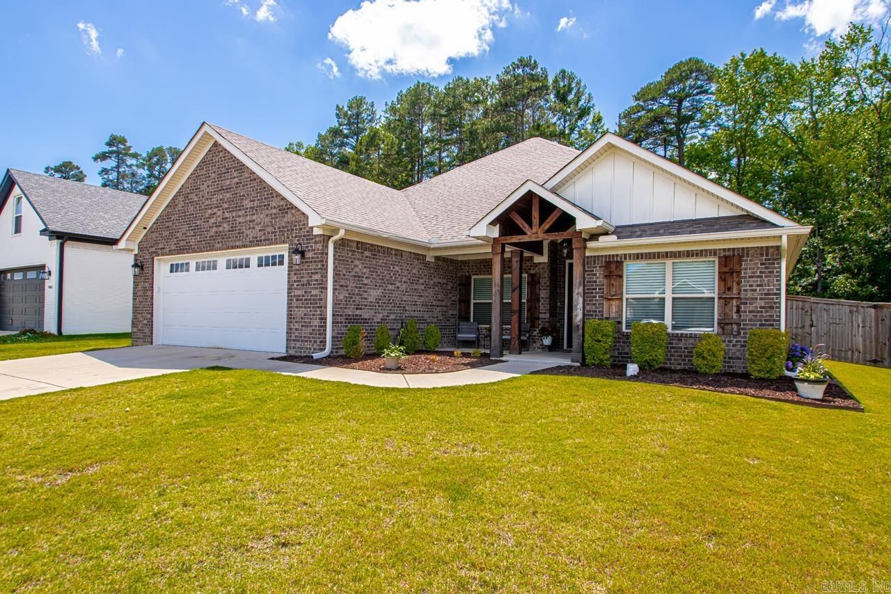 Property Photo: 1449 Woolridge Drive AR 72019