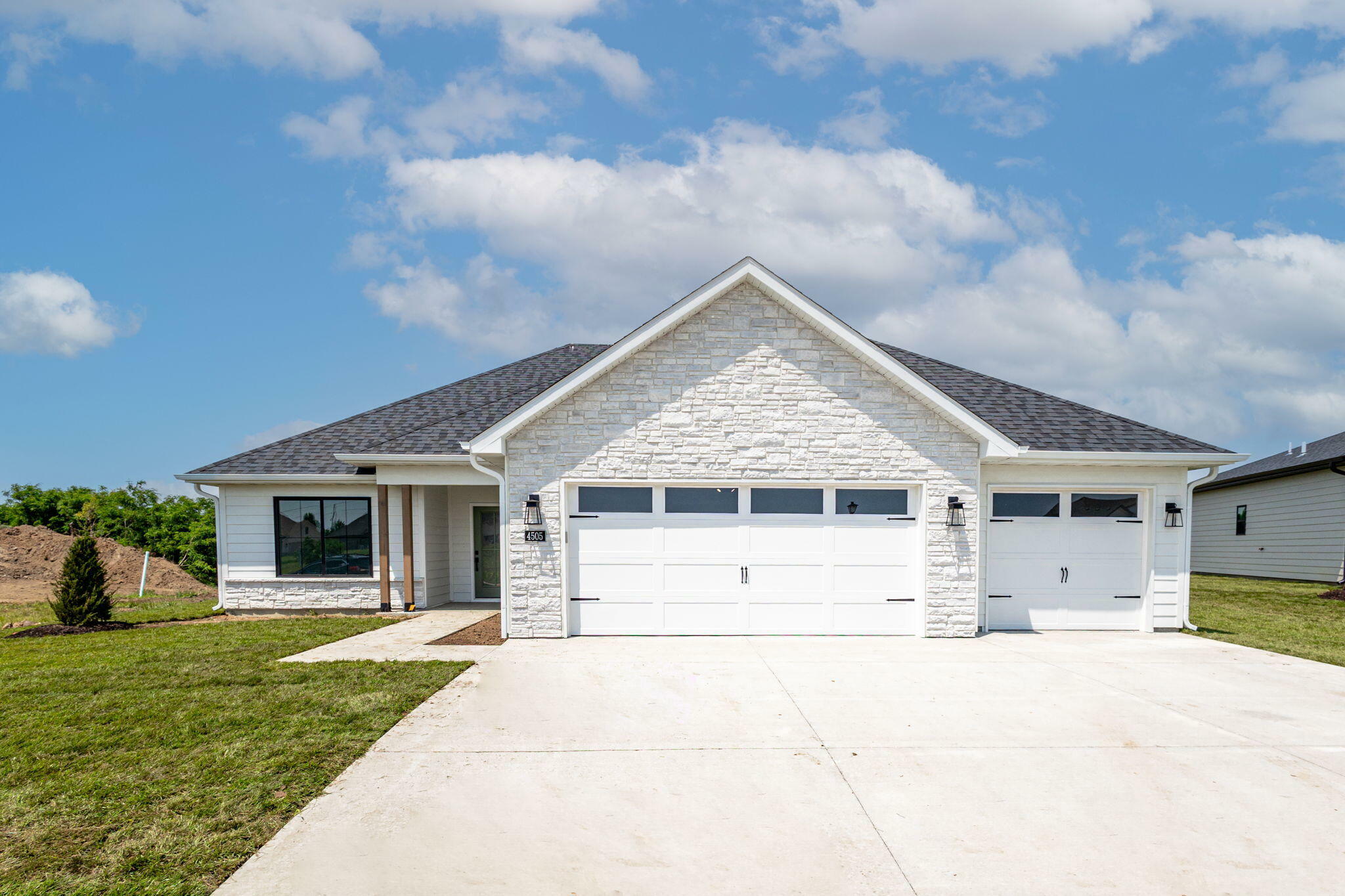 4505 Chambers Bay Dr  Columbia MO 65201 photo