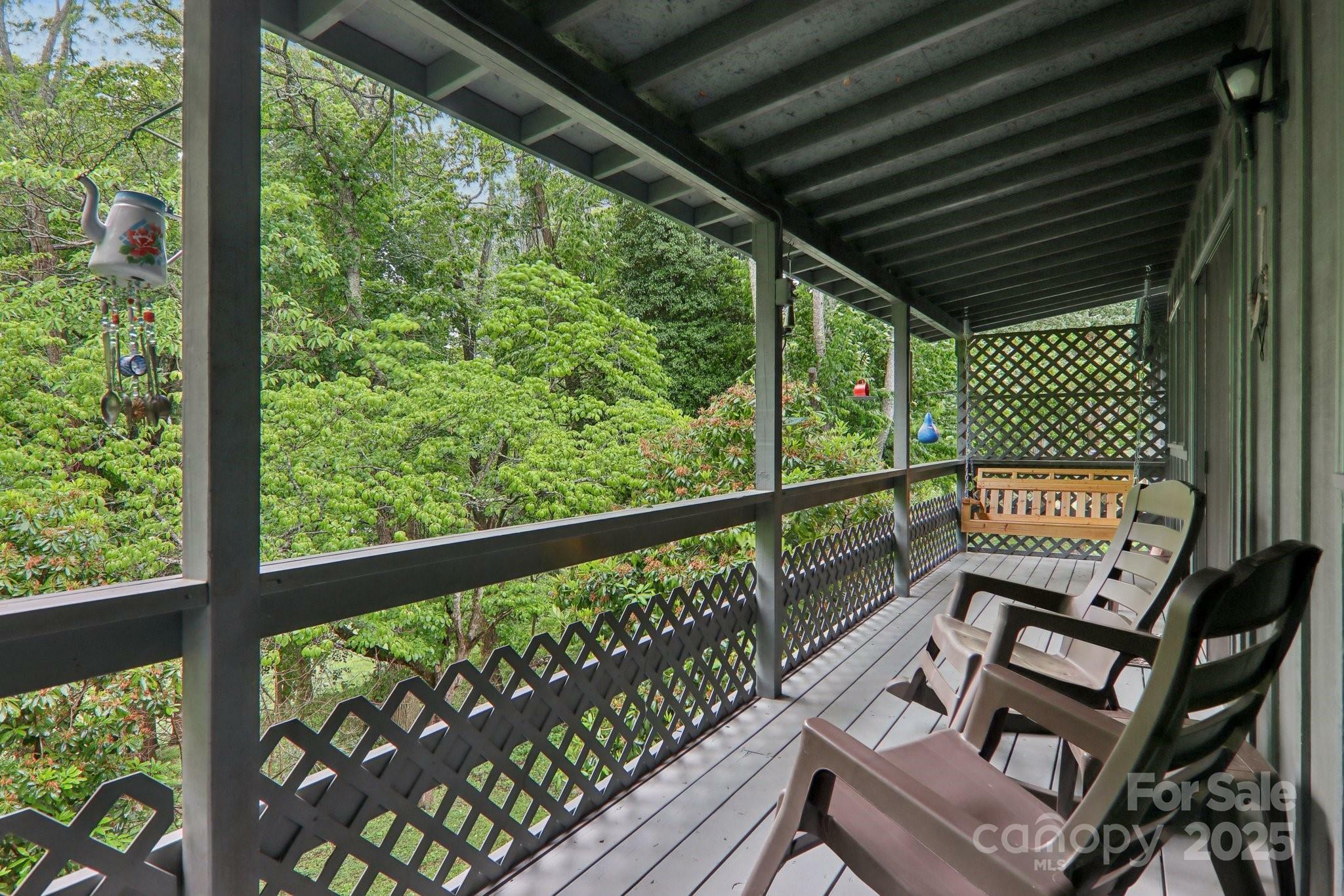 Property Photo: 418 Stoney Ridge Loop NC 28751