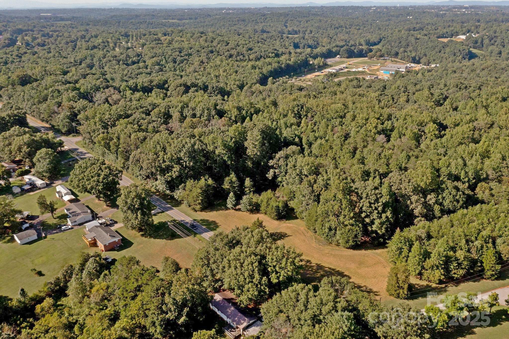Property Photo: 3940 River Road NC 28602