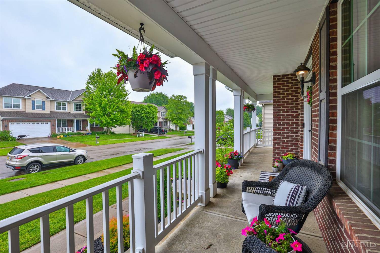 Property Photo: 989 Spruce Glen OH 45152