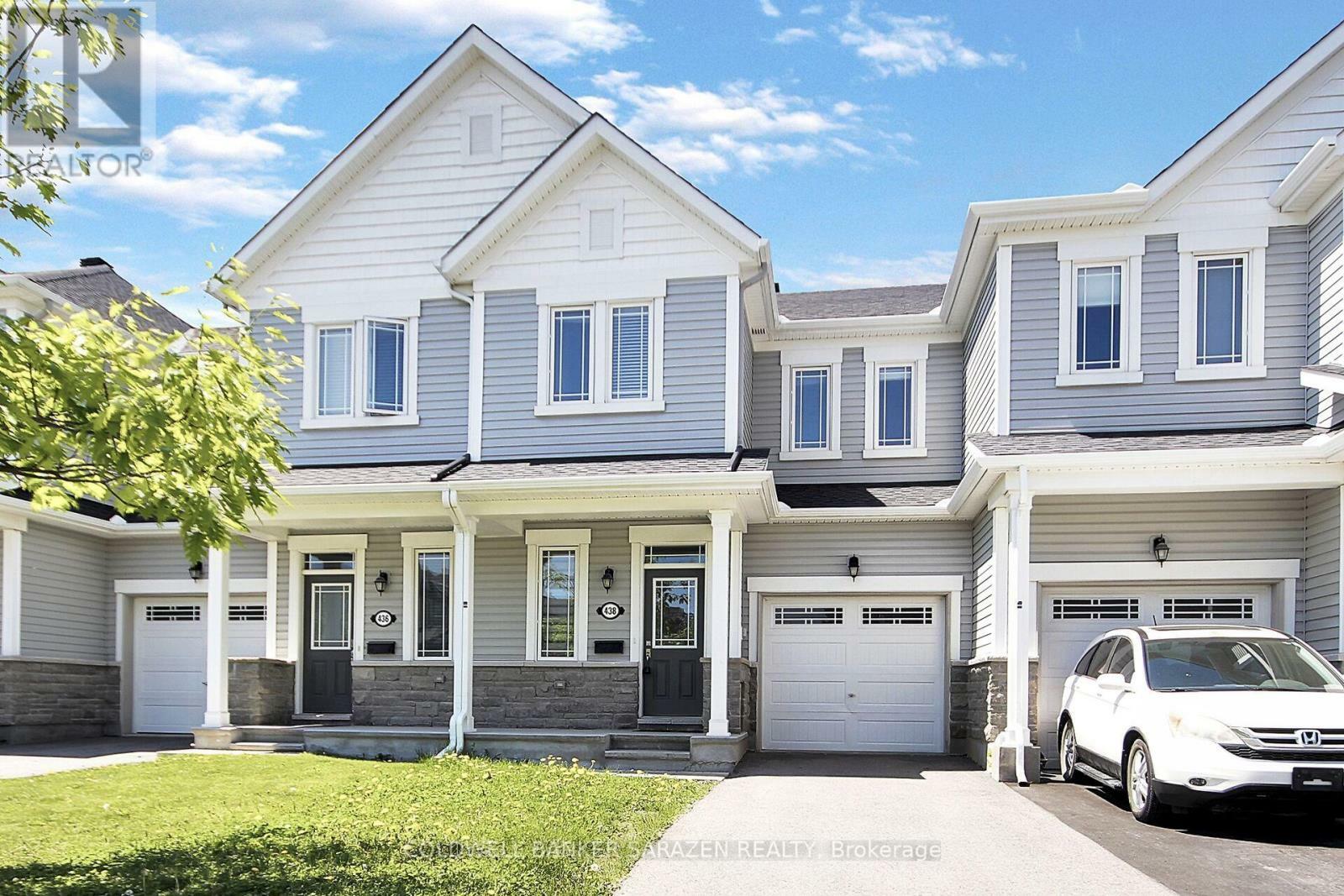 Property Photo: 438 Meadowbreeze Drive ON K2M 2T6