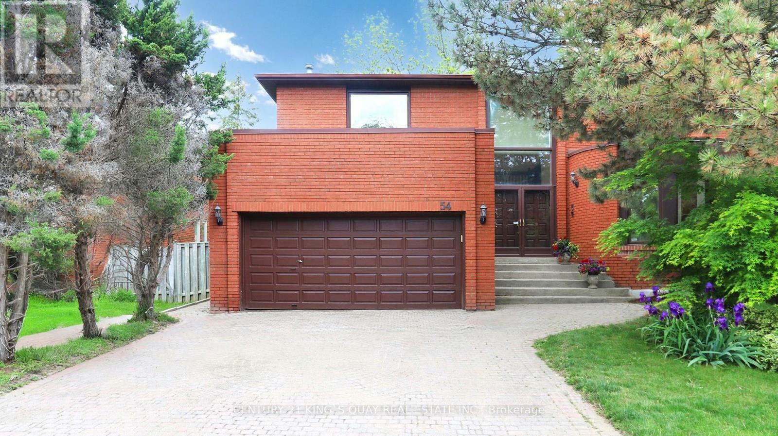 Property Photo: 54 Garnier Court ON M2M 4C9