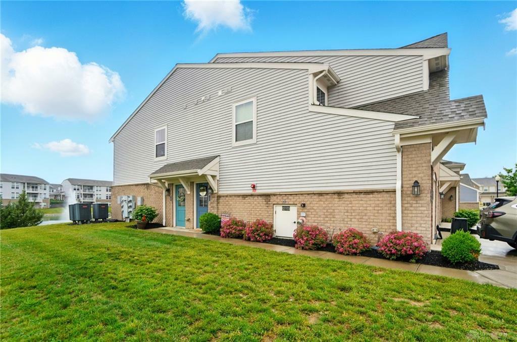 Property Photo: 5 Old Pond Road OH 45066