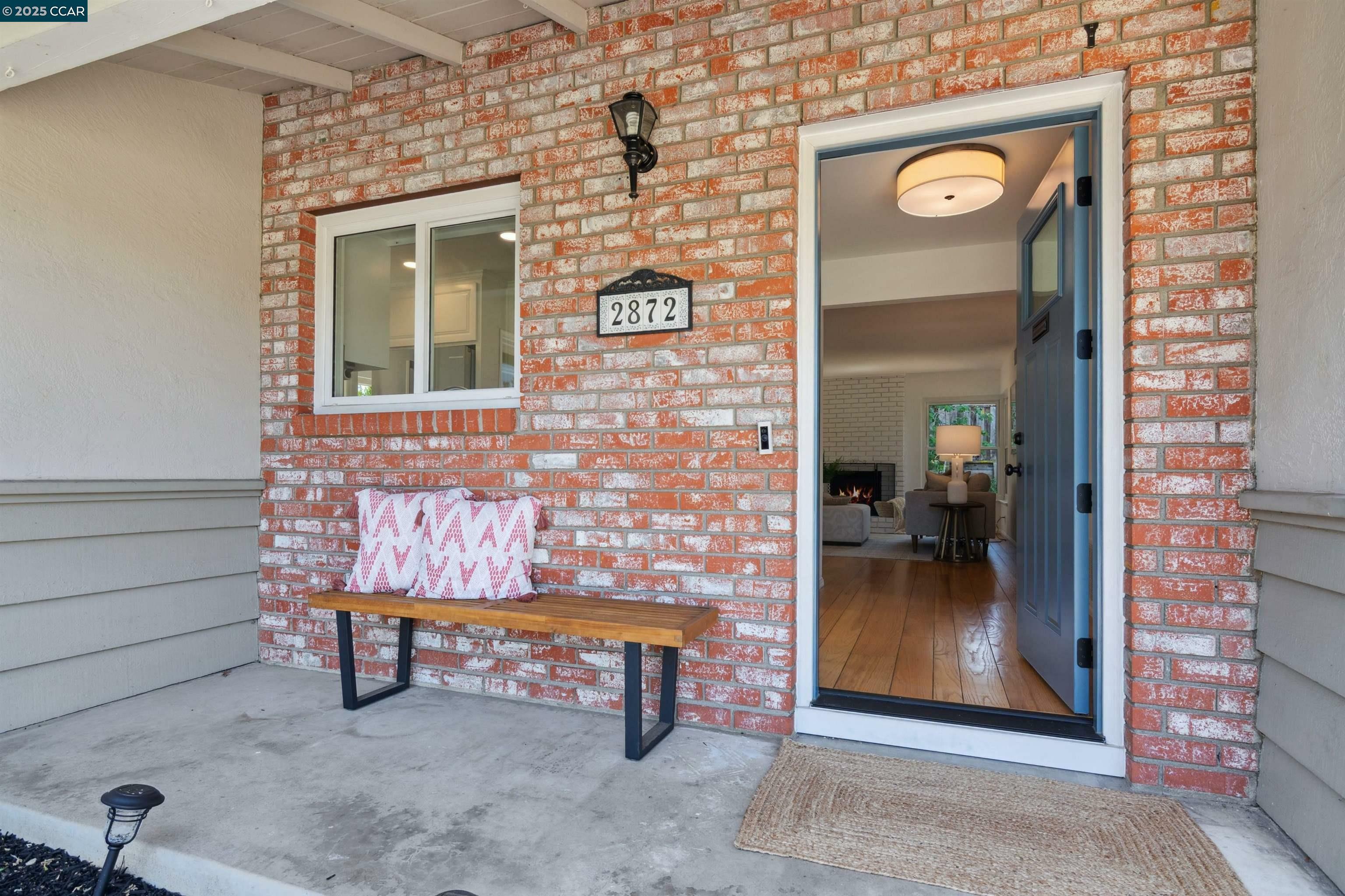Property Photo: 2872 San Benito Dr CA 94598