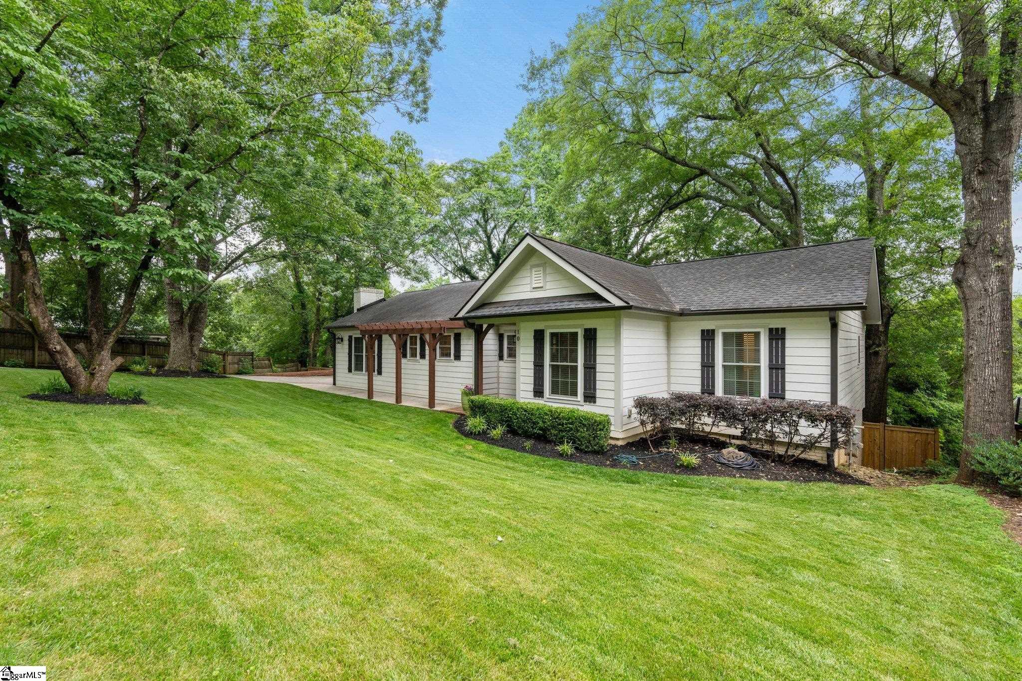 Property Photo:  10 Moultrie Street  SC 29605 