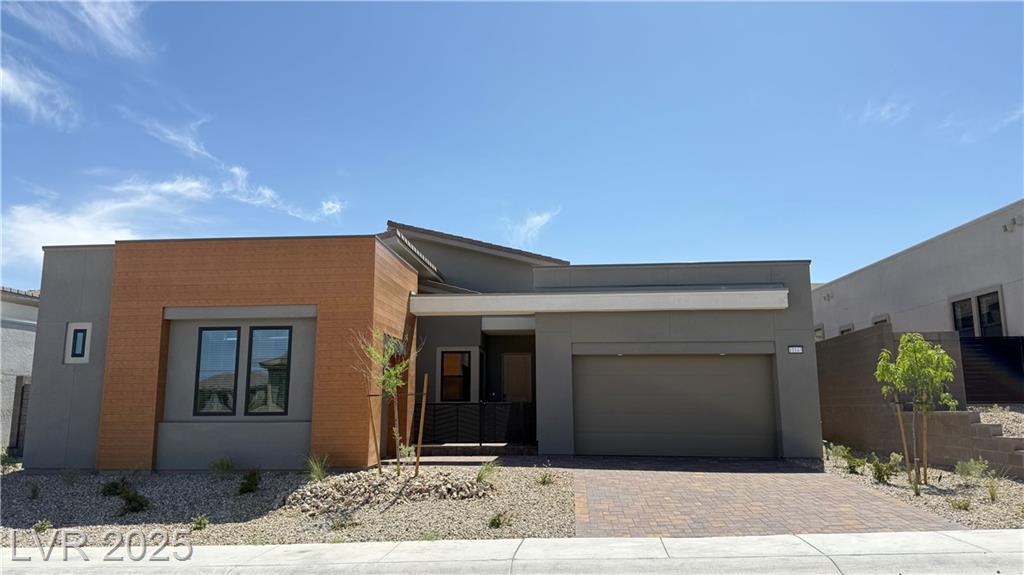 Property Photo: 11143 Concord Valley Drive NV 89135
