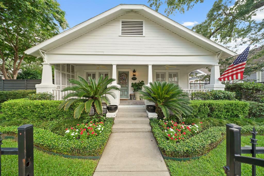 1033 Highland Street  Houston TX 77009 photo