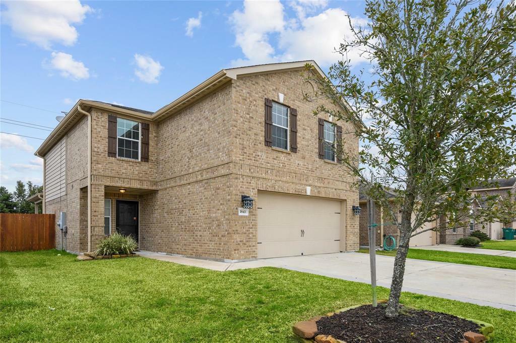 Property Photo:  1843 Garnet Breeze Drive  TX 77583 