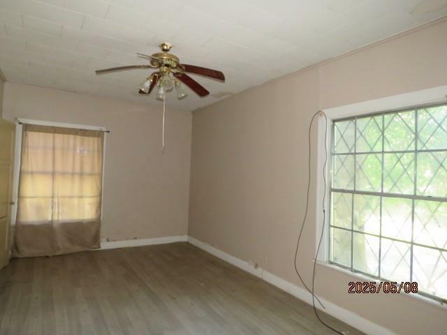 Property Photo: 1915 Neches Avenue TX 77642