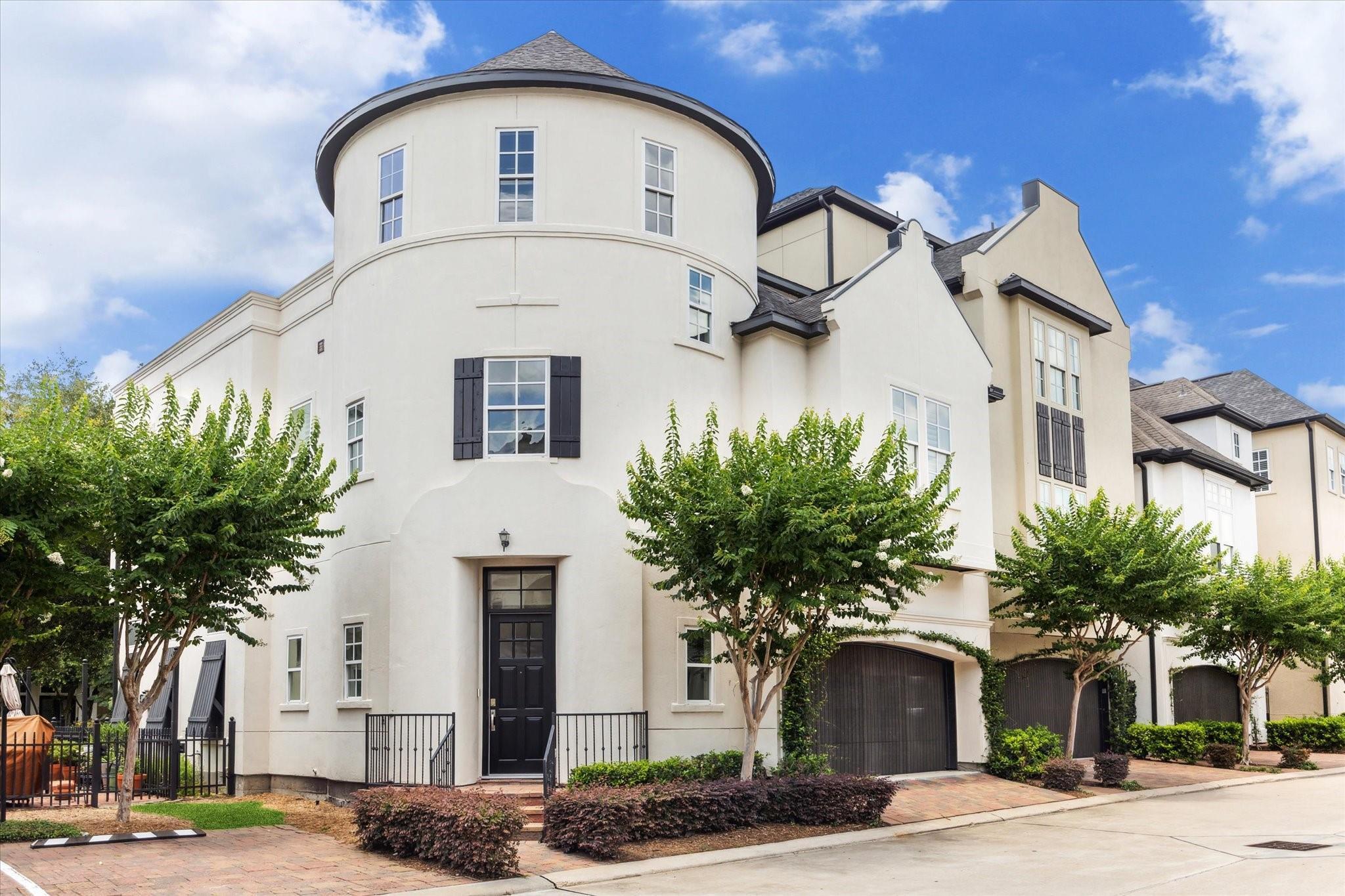Property Photo: 1701 Wrenwood Lakes Lakes TX 77043