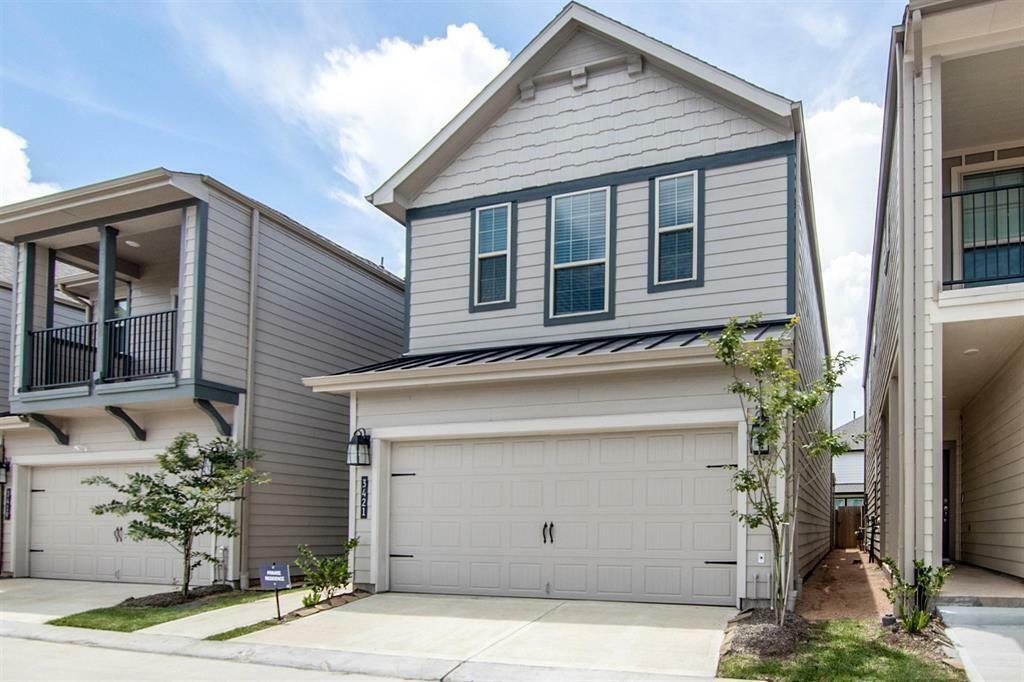 Property Photo: 3421 Avondale View Drive TX 77025