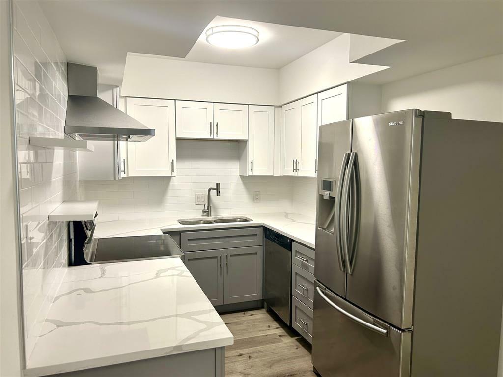Property Photo: 2601 Bellefontaine Street A207 TX 77025
