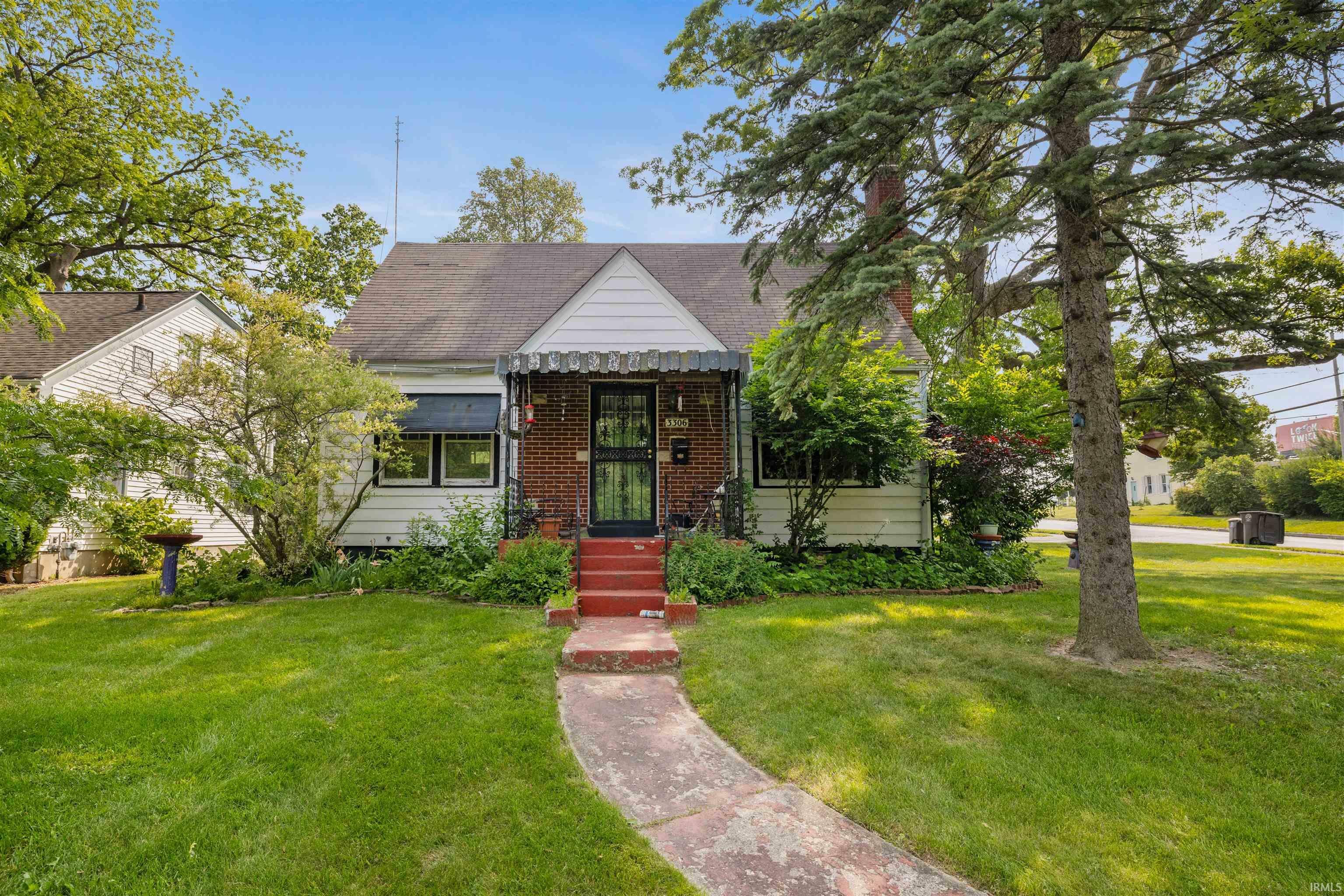 Property Photo: 3306 Eastbrook Drive IN 46805