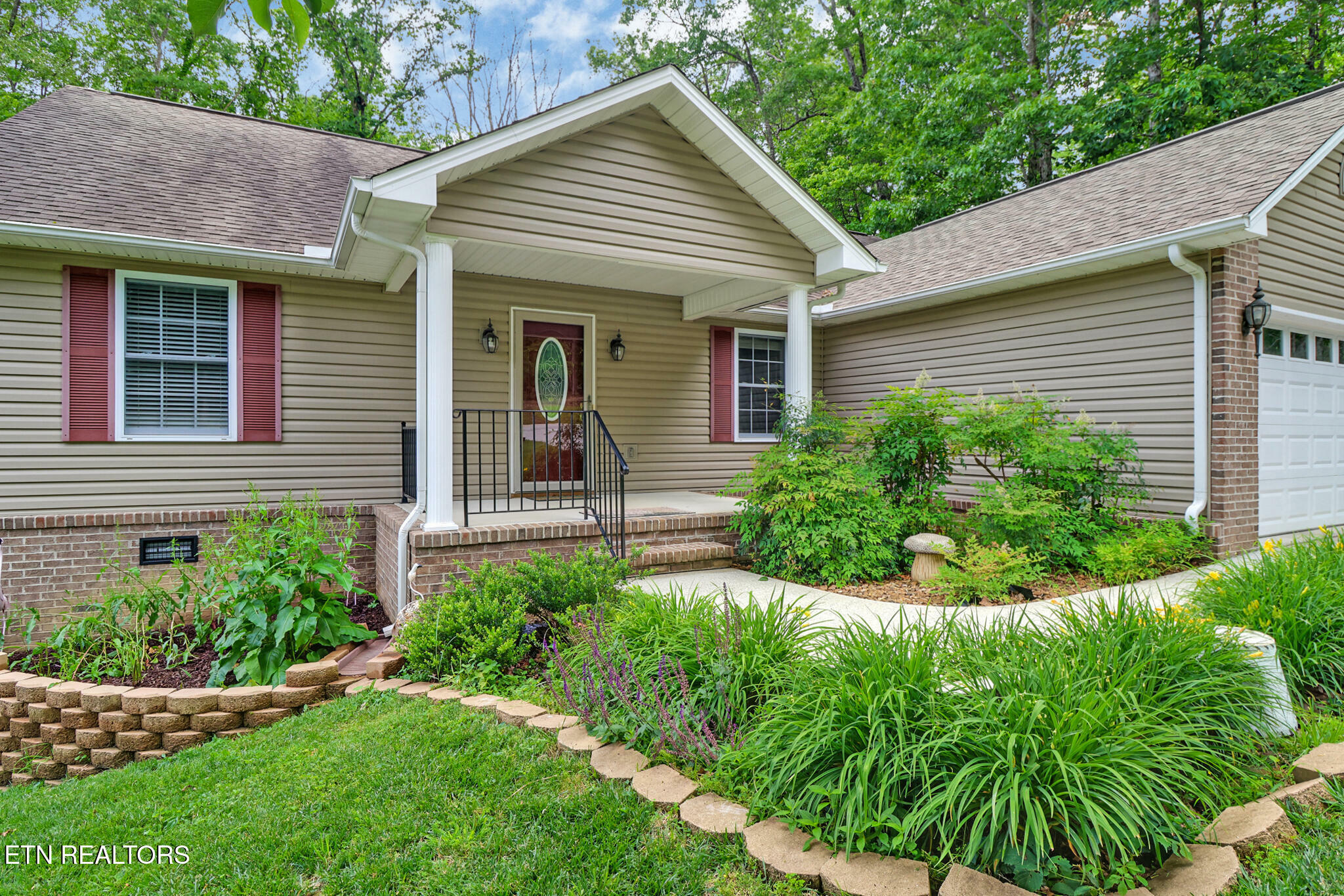 Property Photo: 348 Lakeview Drive TN 38558