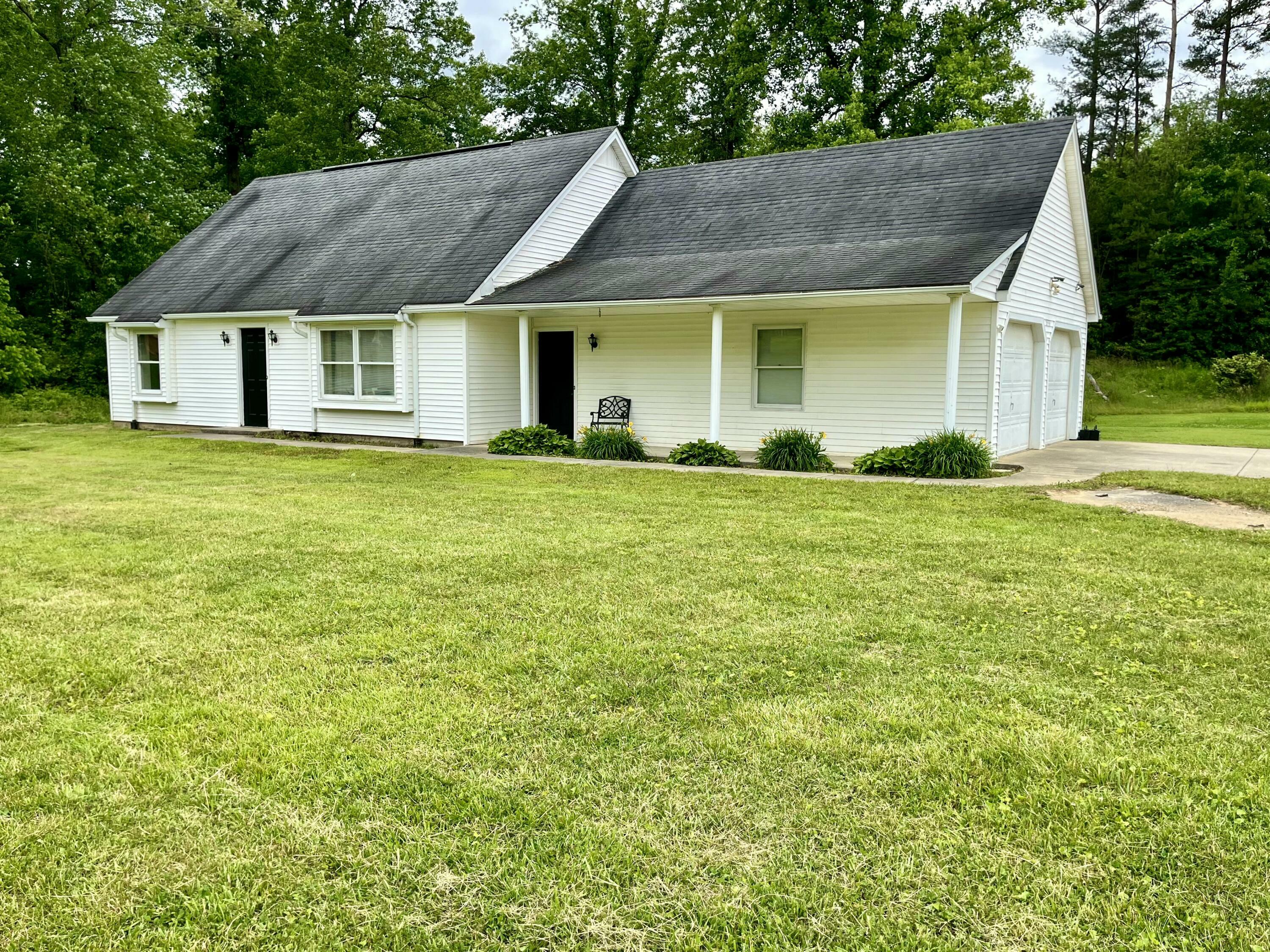 Property Photo: 2953 Somerset Road KY 40741