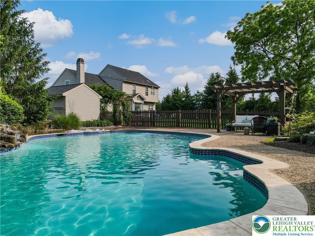Property Photo:  386 Daniel Street  PA 18104 