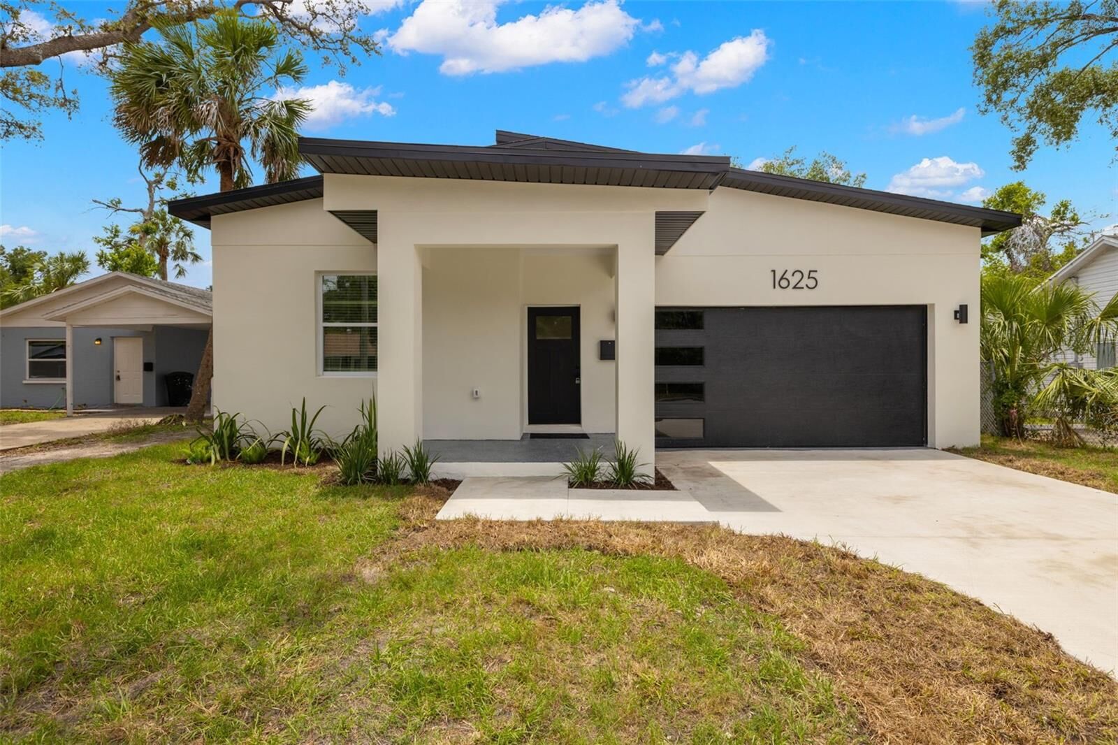 Property Photo:  1625 39th Street S  FL 33711 