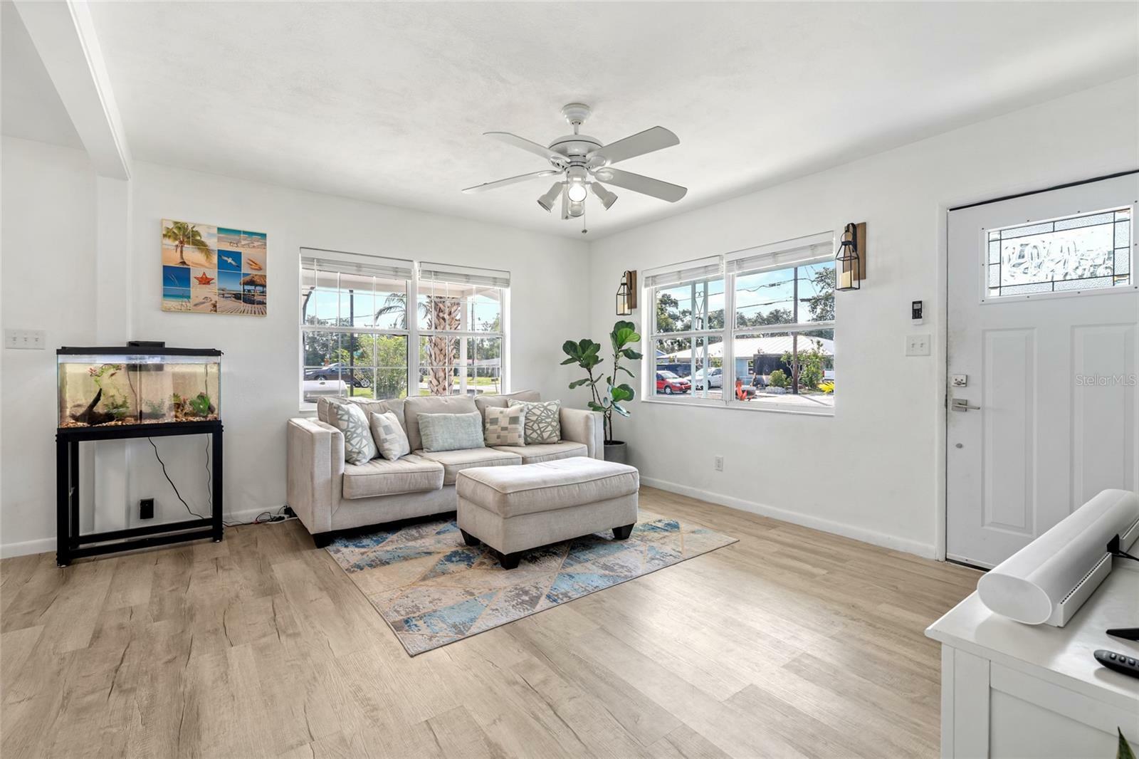 Property Photo: 4519 Brooksdale Drive FL 34232