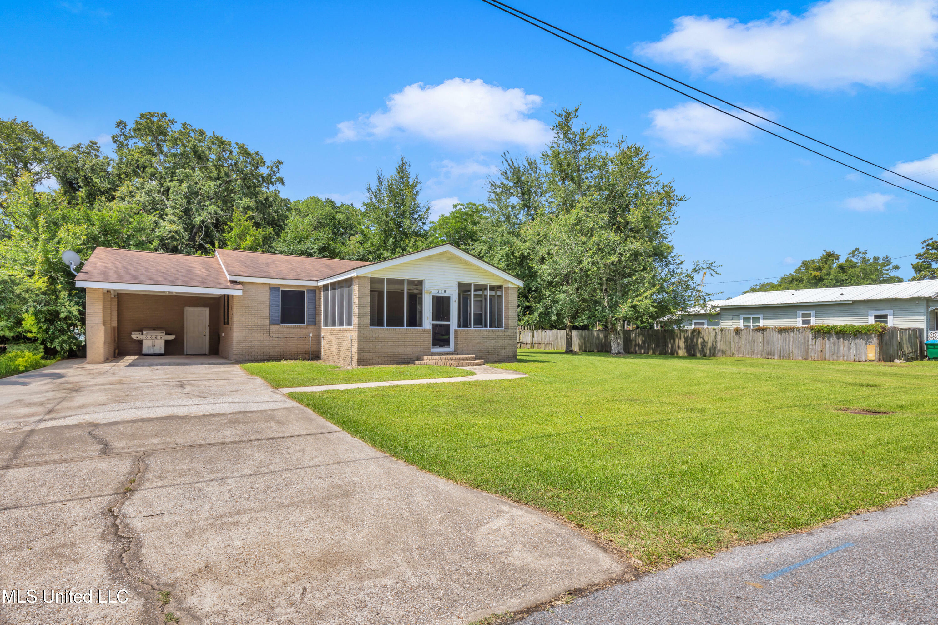 Property Photo:  310 John Avenue  MS 39567 
