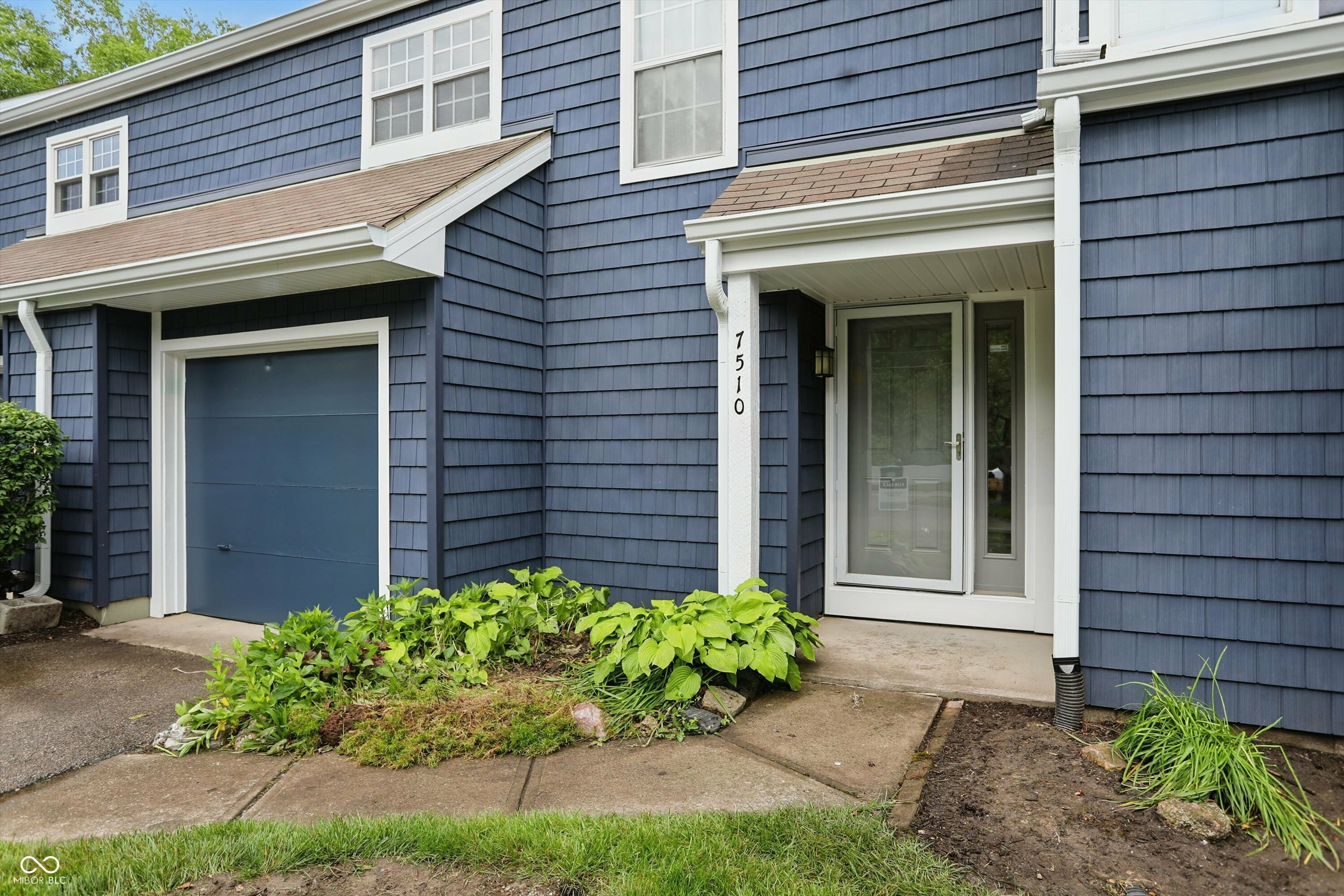 Property Photo: 7510 Harbour IN 46240