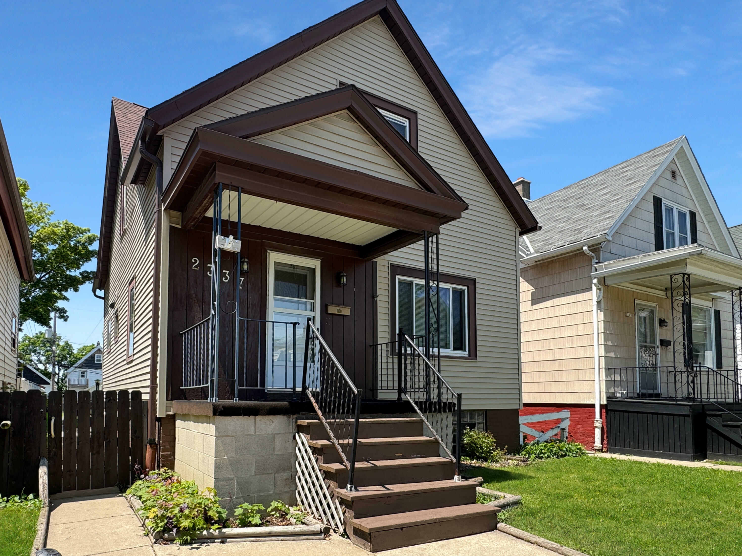 Property Photo: 2337 S 33rd St WI 53215