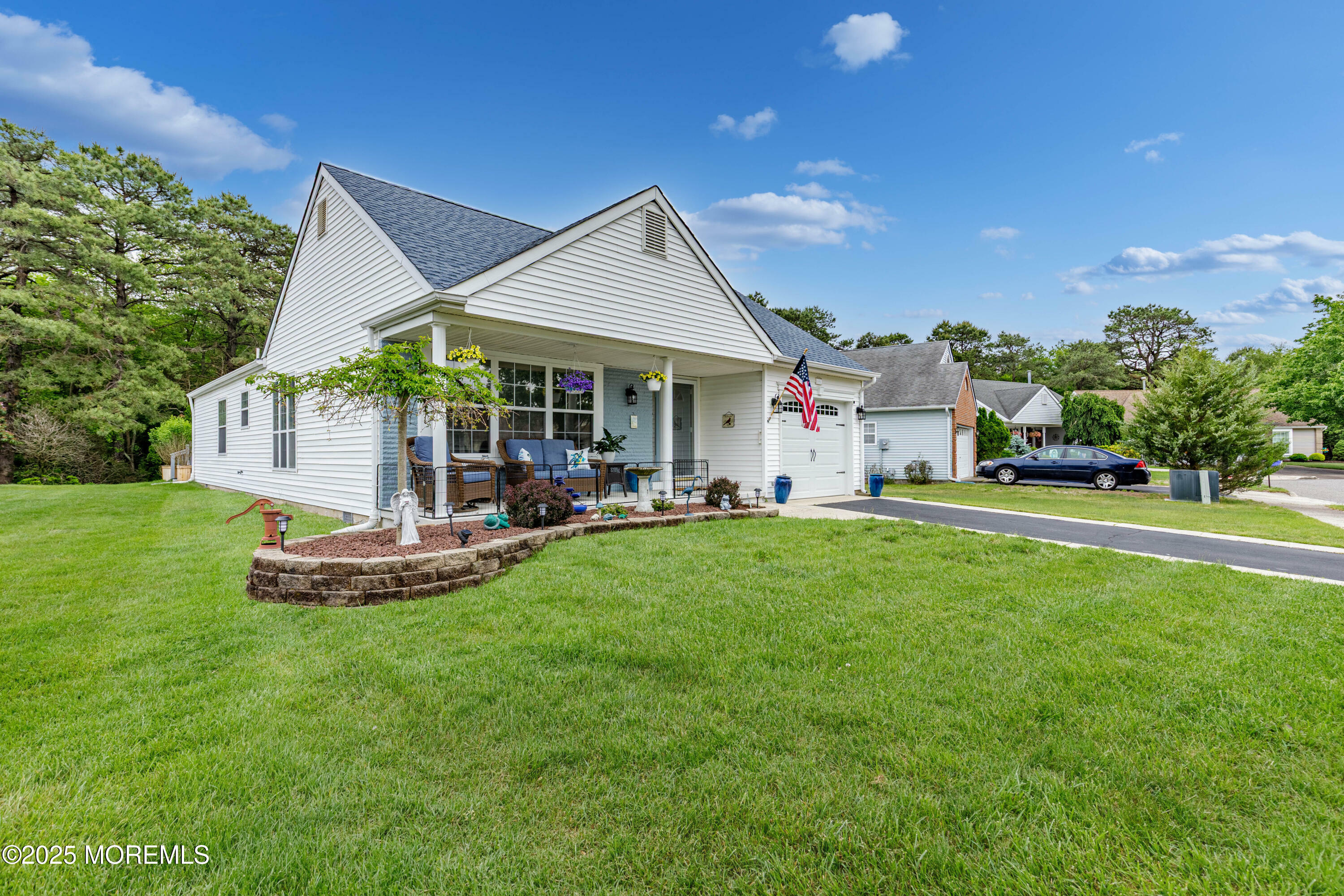 Property Photo:  1 Sophia Court  NJ 08757 