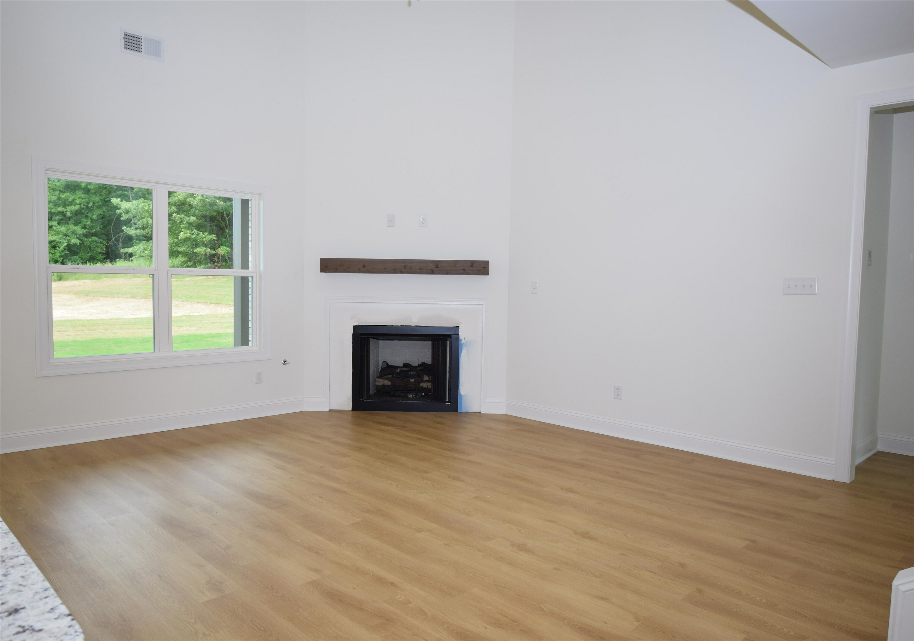 Property Photo: 390 Centerline Roper Loop MS 38611