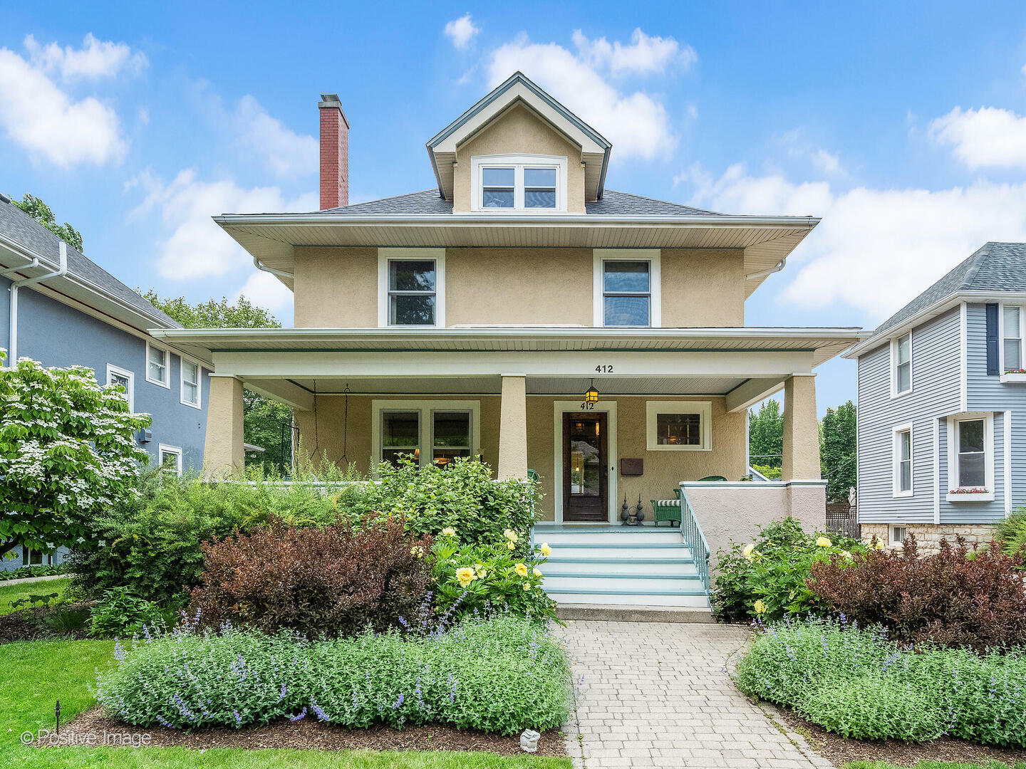 Property Photo: 412 7th Avenue IL 60525