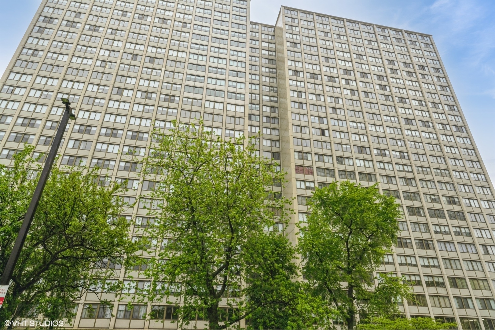 Property Photo: 4850 S Lake Park Avenue 512 IL 60615