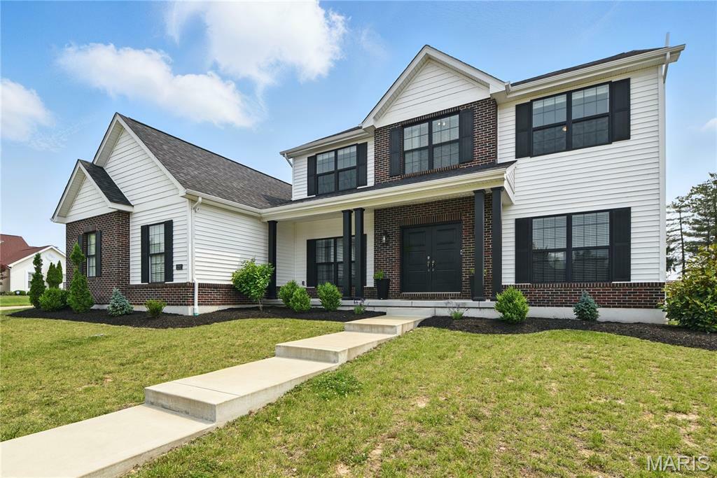 Property Photo: 2202 Dartmouth Gate Circle MO 63011