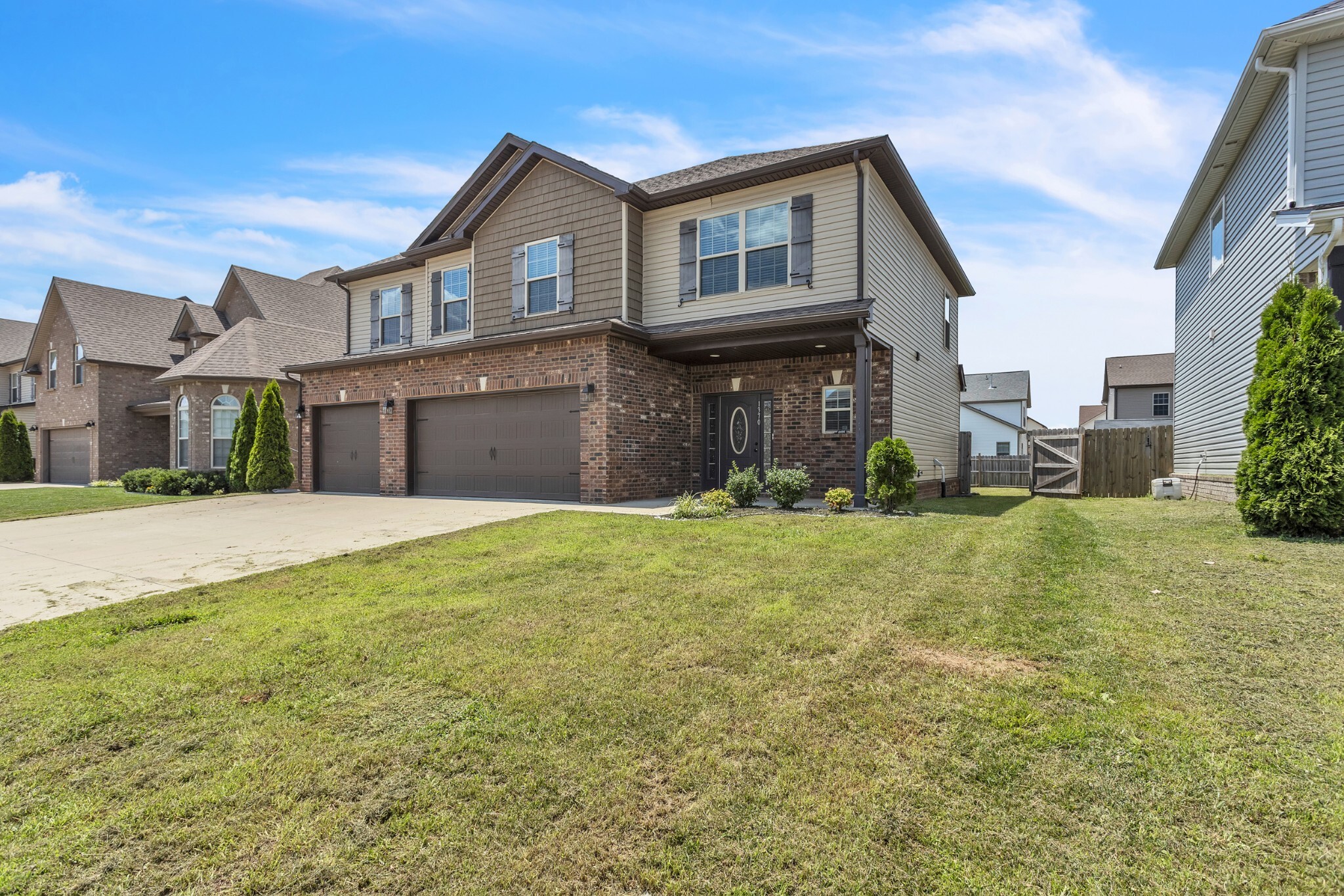 Property Photo: 1370 Millet Dr TN 37040