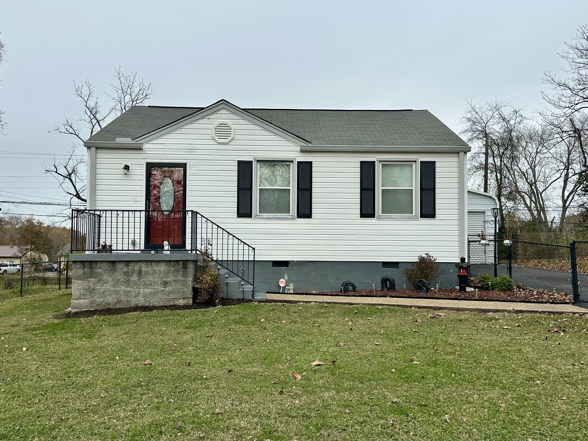 Property Photo: 67 Maple St TN 37042
